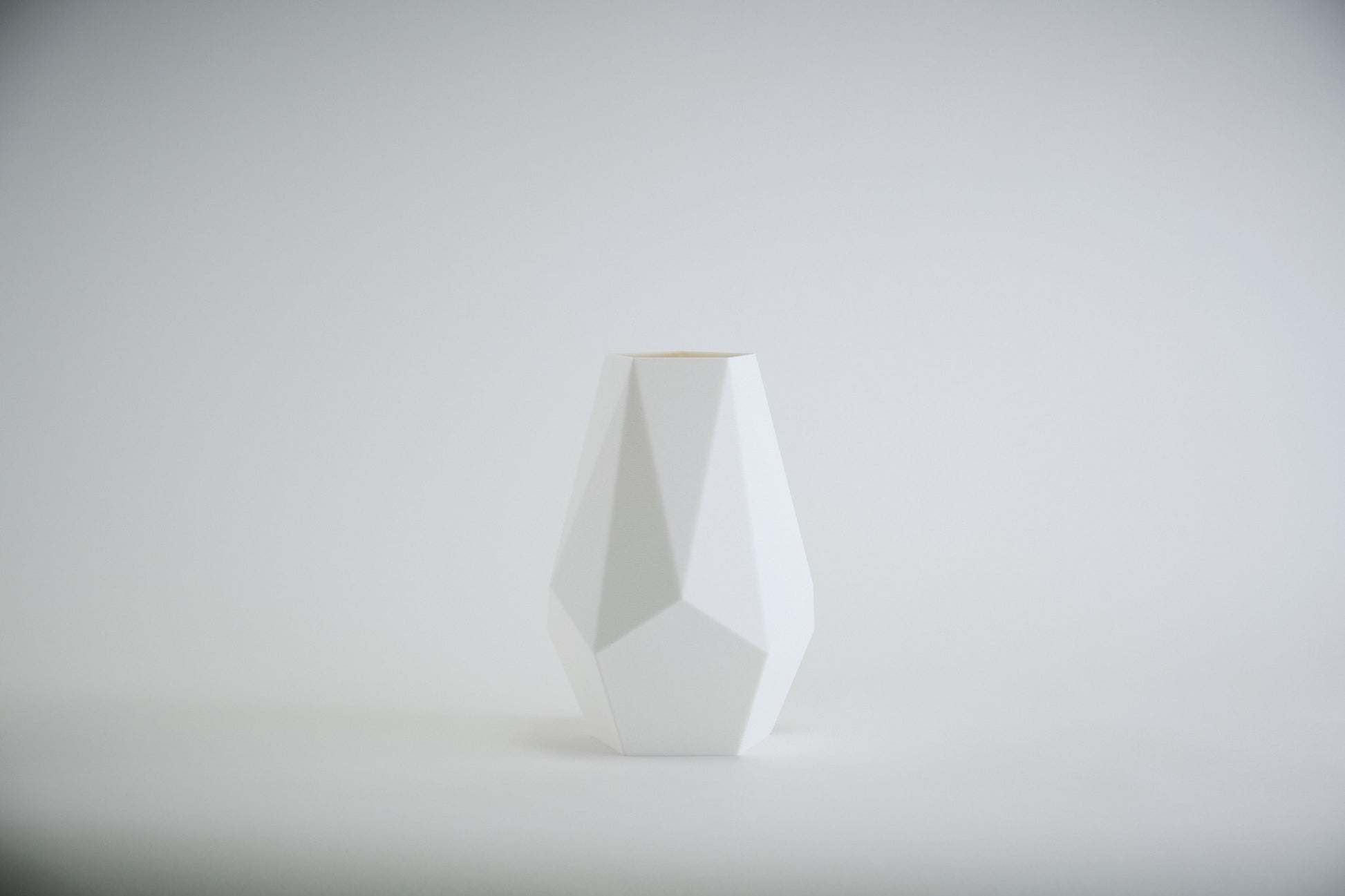 Mishi Faceted Vase  |  STYLE 01 Symmetry - Honey and Ivy