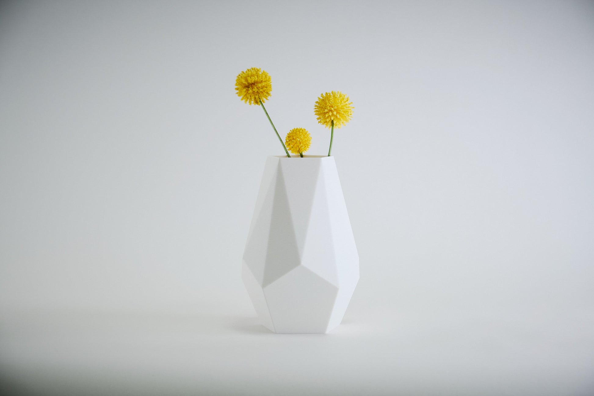 Mishi Faceted Vase  |  STYLE 01 Symmetry - Honey and Ivy