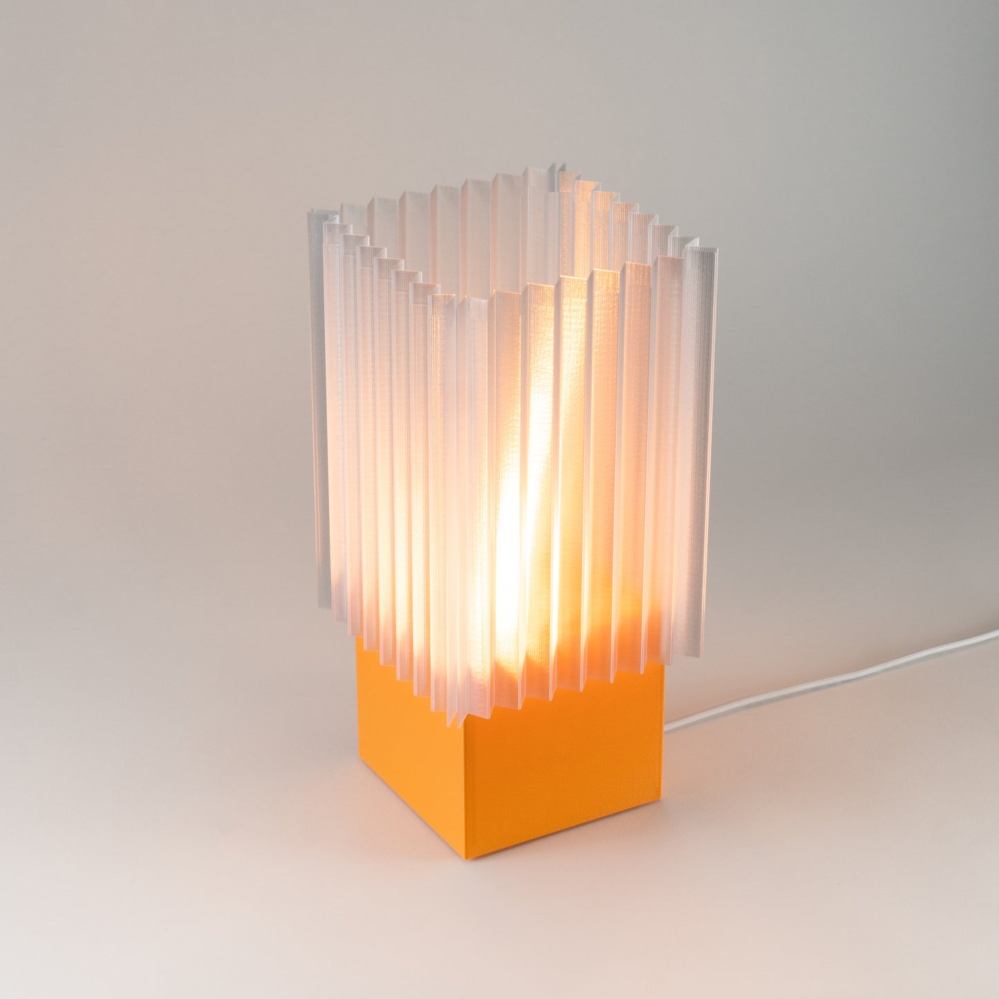 Verse Geometric Table Lamp | Modern Ambient Lighting