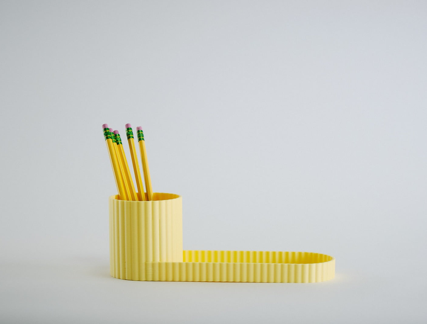 Chloe Pen Holder & Tray - Honey and Ivy 